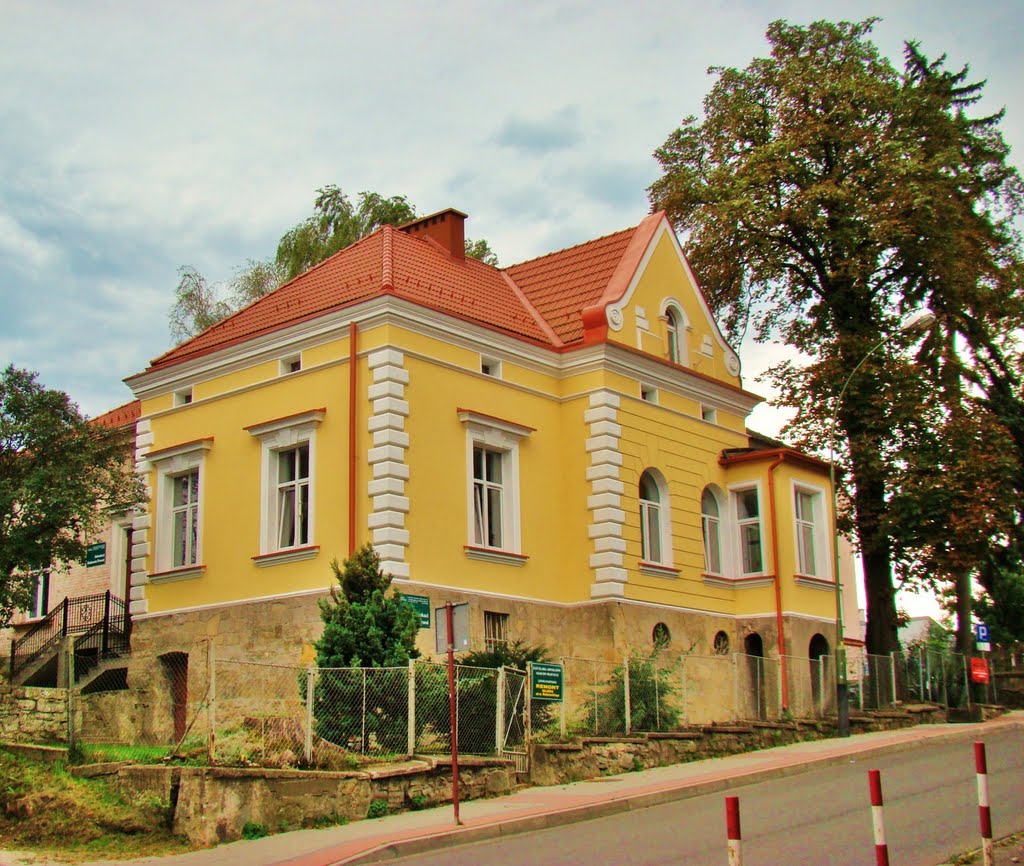 Sanok-ul.Modrzewskiego 6
