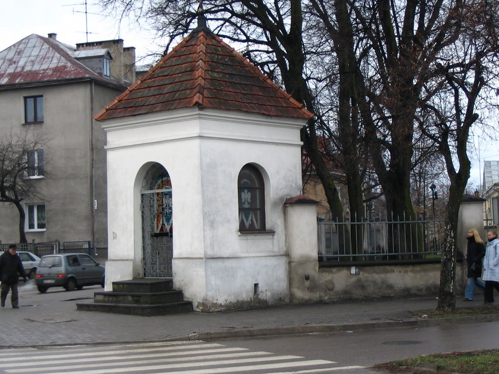 Bielsk Podlski - kapliczka przy kościele pokarmelickim (chapel near The Carmelites Church)
