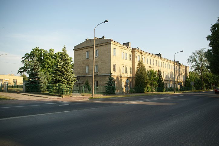 PUNKT OPORU NOWOGRÓD - POMNIK BOHATERÓW - PAMIĘCI ŻOŁNIERZY 33PP