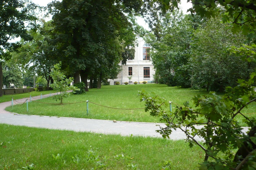 Łomża, ul. Zjazd -  szkoła