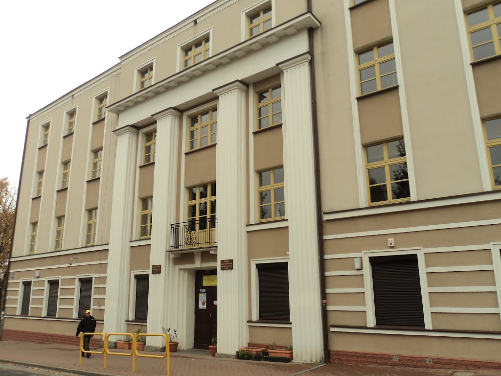 Szkoła:społeczna,katolicka im.Stefana Wyszyńskiego