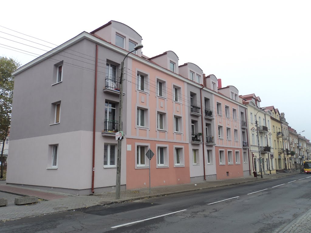 ładne kamienice przy ulicu Rządowej