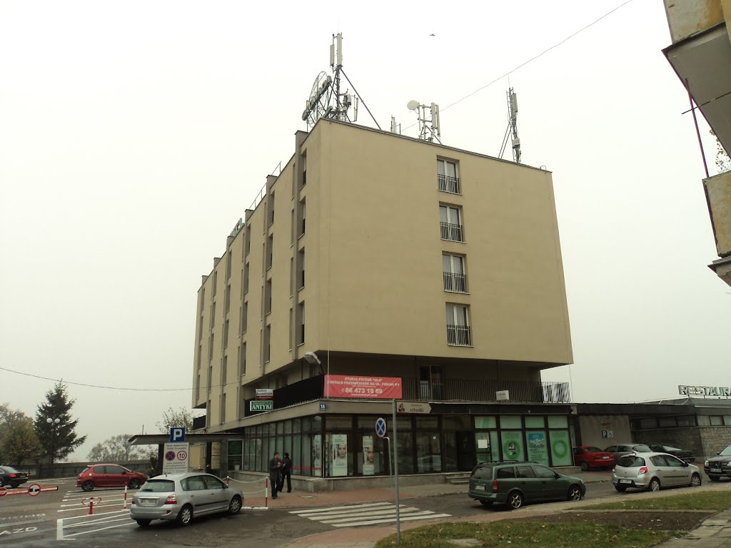 Hotel "Gromada"
