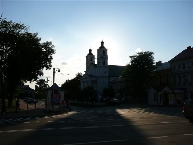 konkatedra Św. Aleksandra widziana z ul. Chłodnej/ St. Aleksander church seen from Chlodna St.