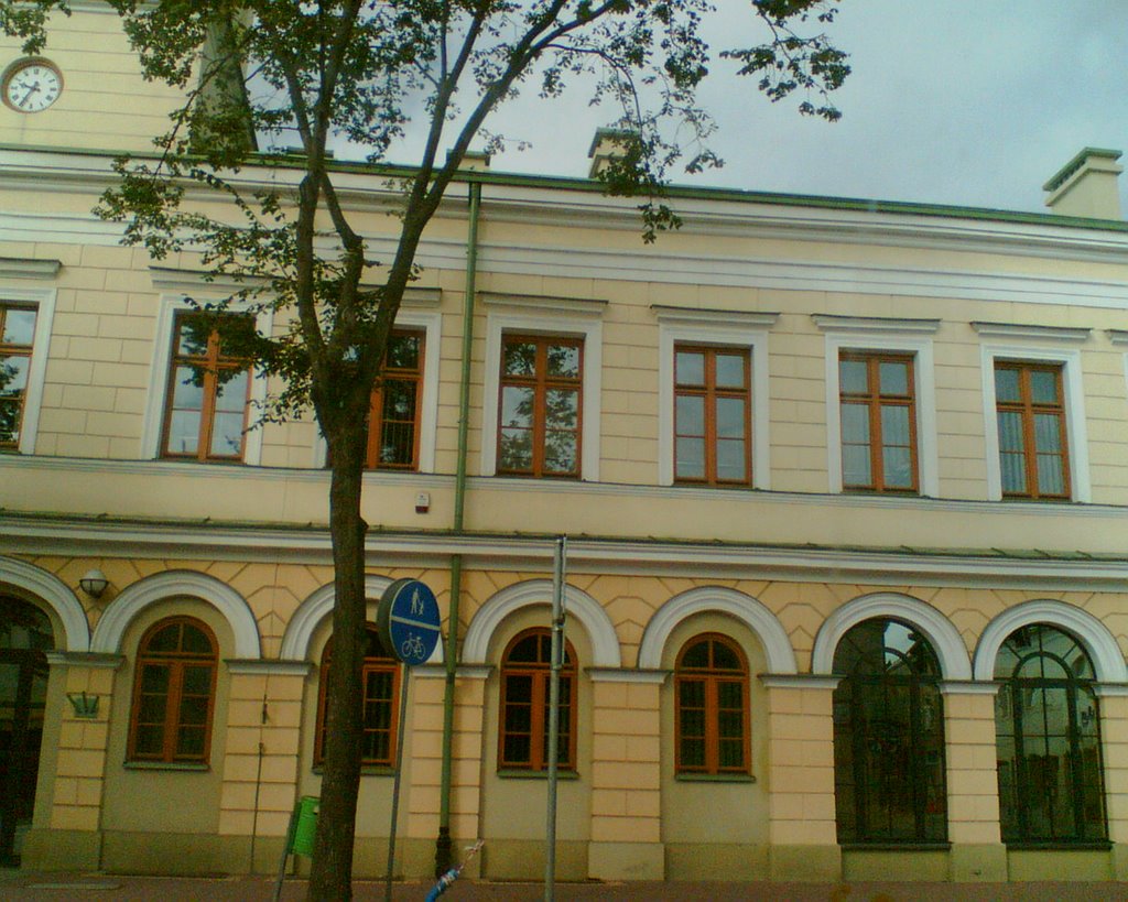 Fragment budynku suwalskiego Ratusza