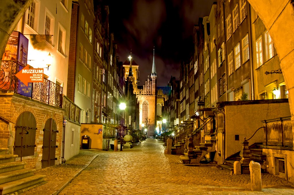 Gdańsk Zima 2011 ul. Mariacka - to ulica, którą idzie się całe życie - Günter Grass
