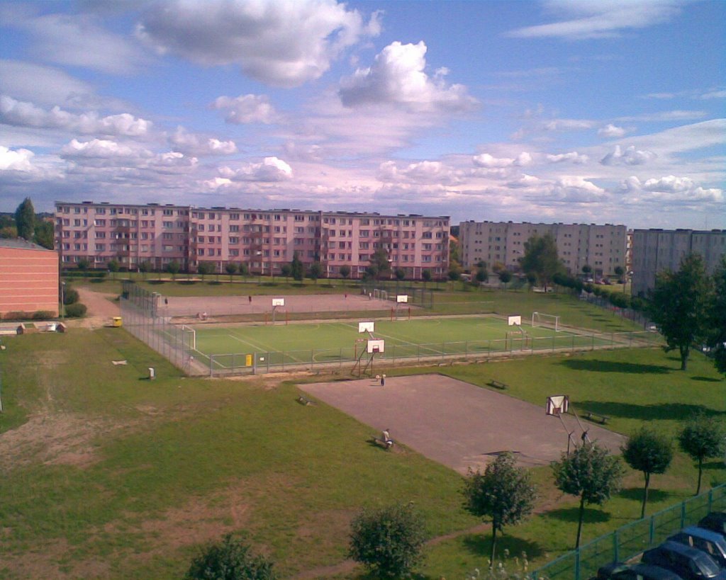 boisko przy ZSP1