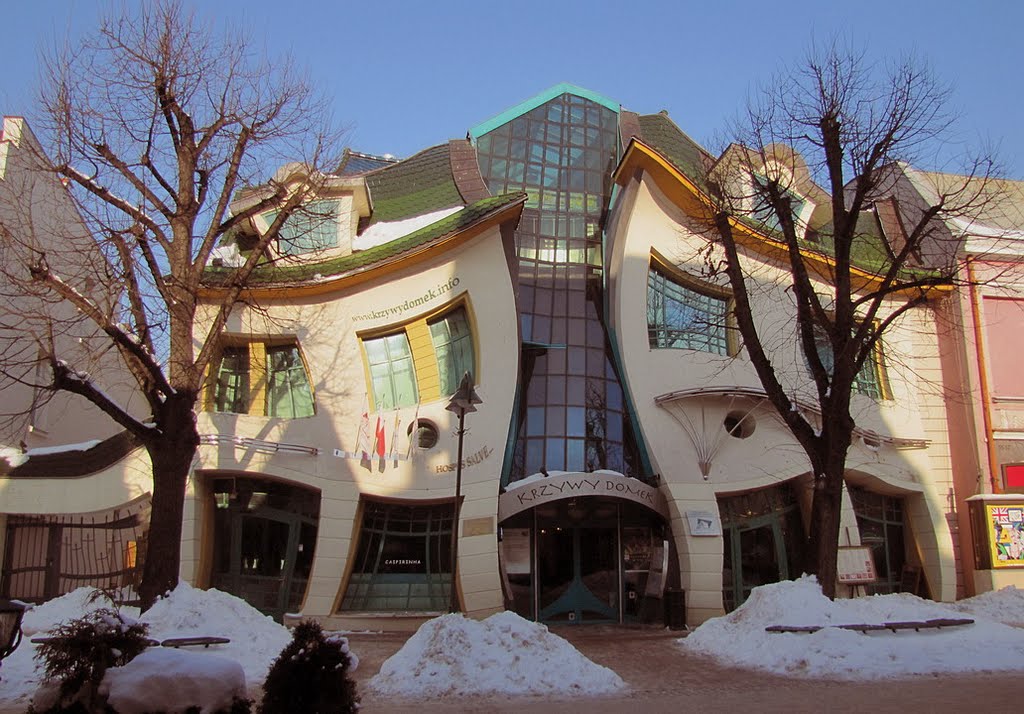 crooked house - is its architectural beauty