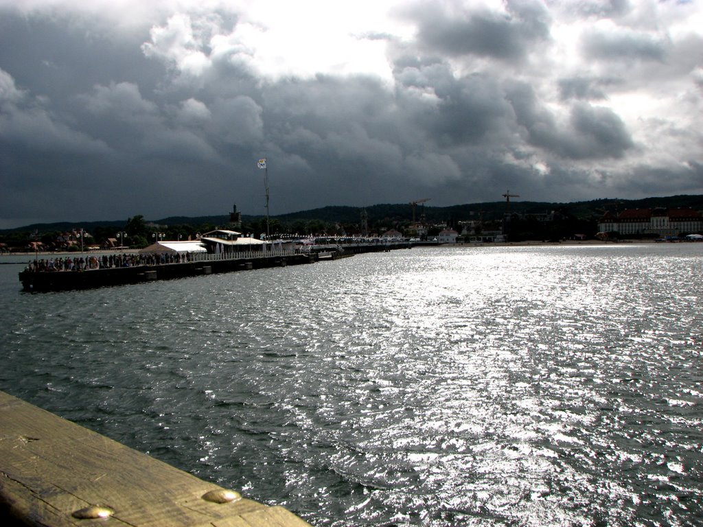 Мол во время дождя /  the Pier during a rain