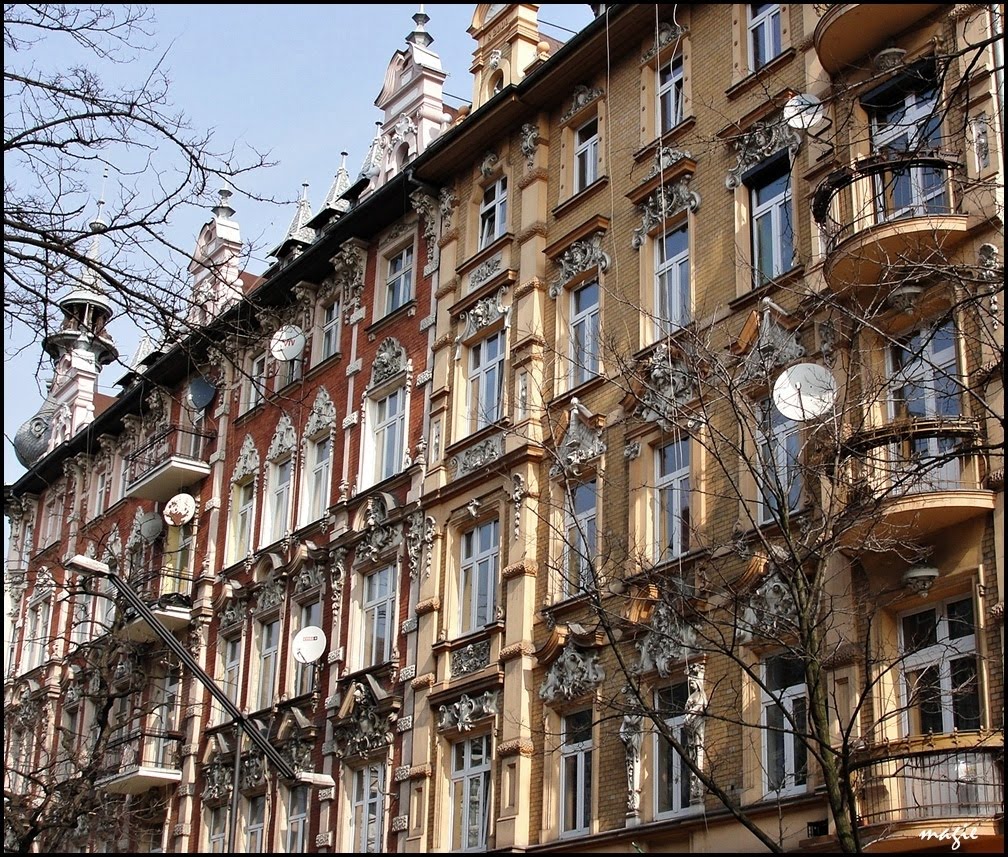 GLIWICE. Zabytkowe kamienice przy ul.Prymasa Wyszyńskiego/The historic buildings in Prymas Wyszynski street