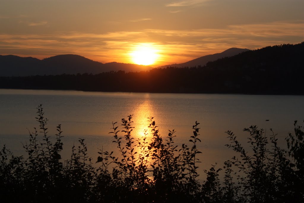 Jezioro Żywieckie.