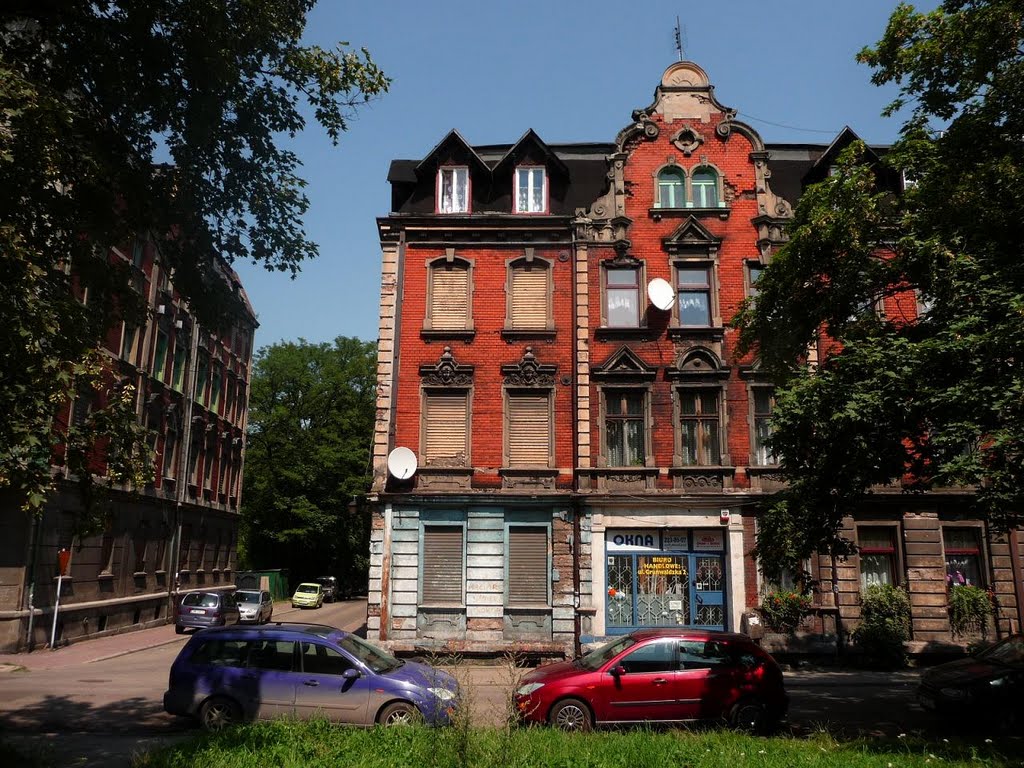 Kamienica przy Placu Mieroszewskich (a tenement at Mieroszewskich Place)