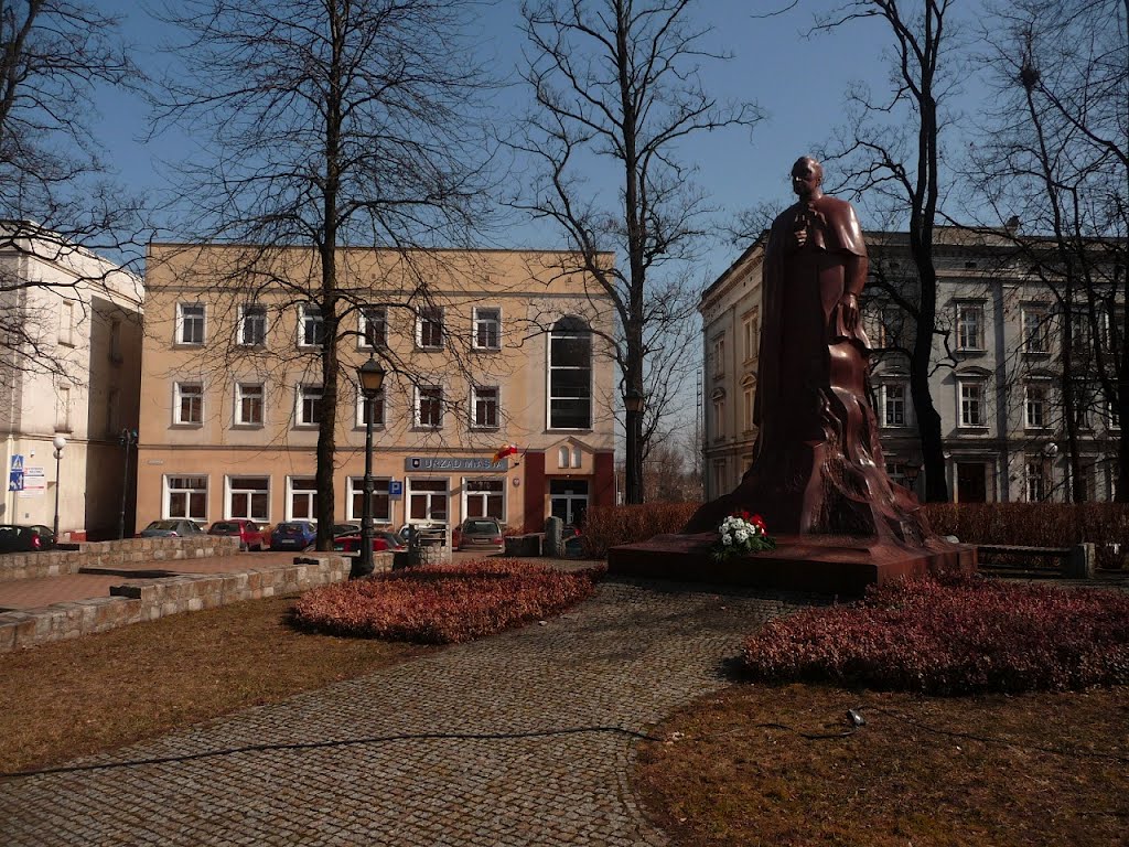 Pomnik kardynała Augusta Hlonda (monument of cardinal A. Hlond)