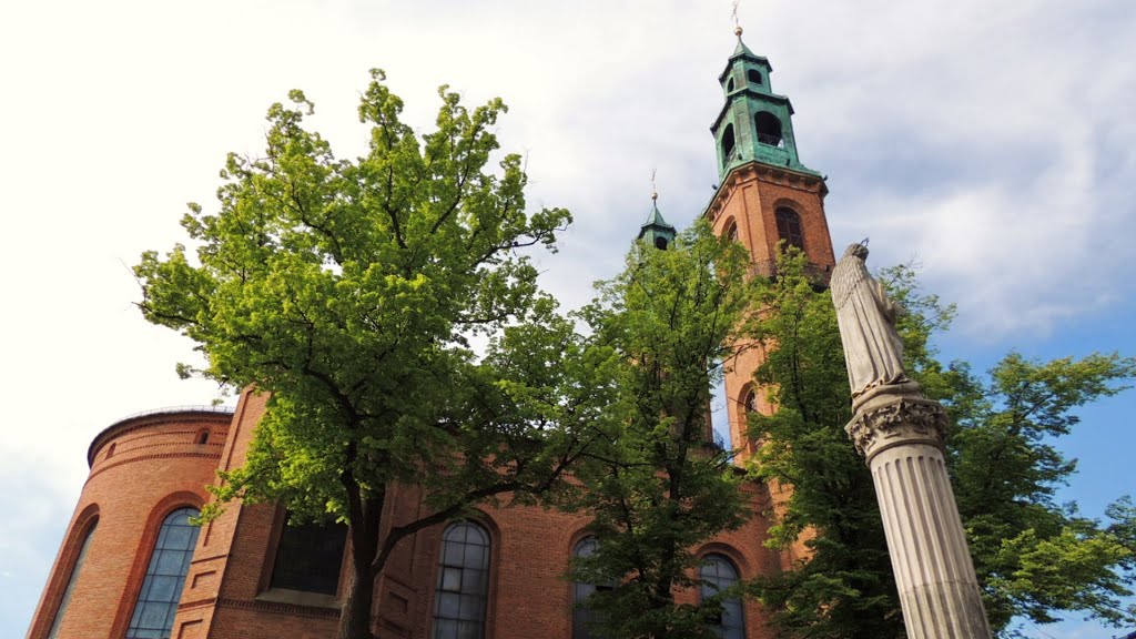Bazylika Najświętszej Marii Panny i św. Bartłomieja w Piekarach Śląskich