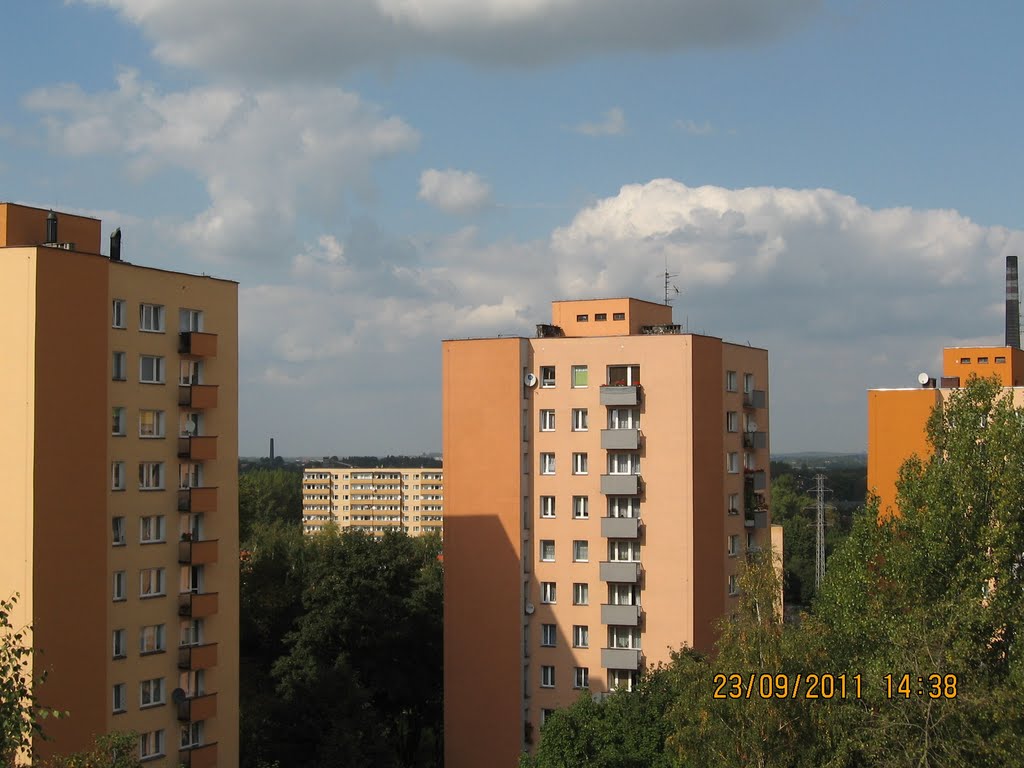 SIEMIANOWICE ŚLĄSKIE OSIEDLE TUWIMA  UL.OKREŻNA