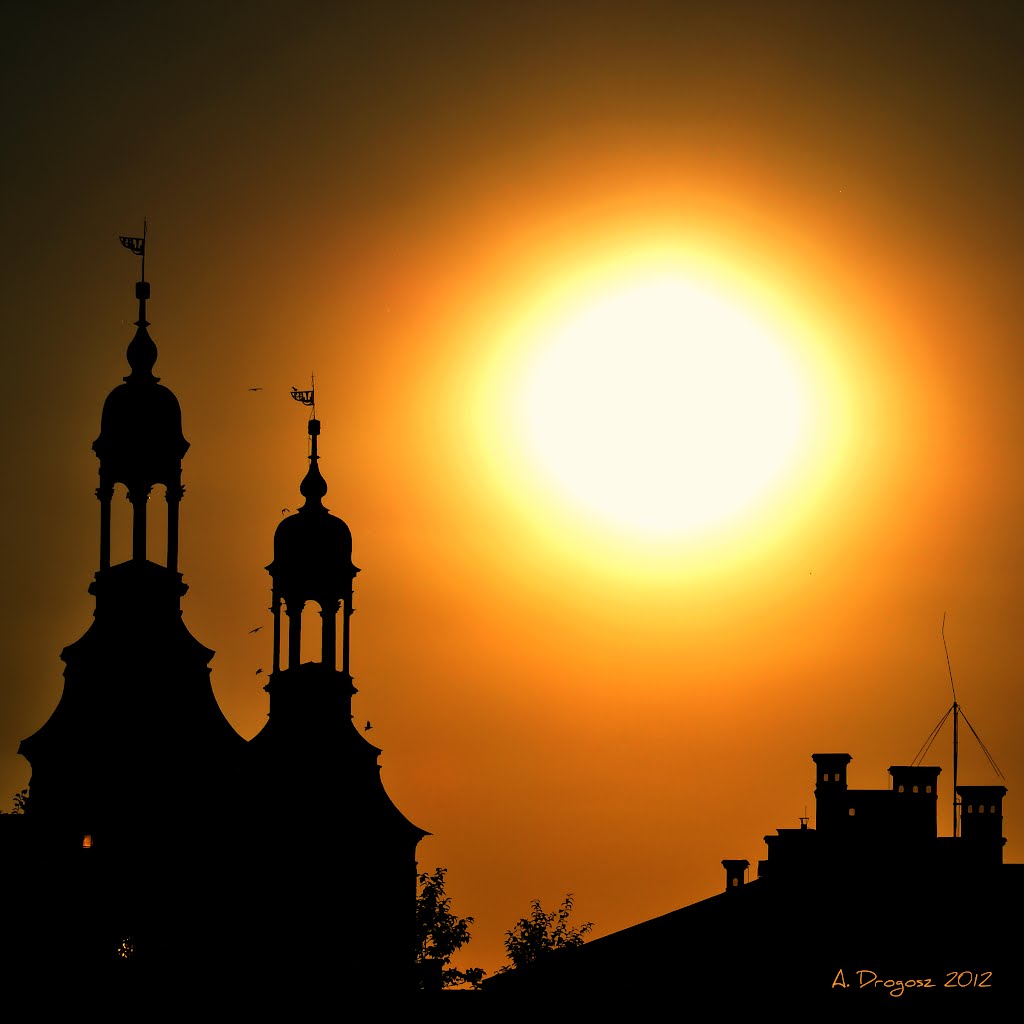 Sunset over the palace.