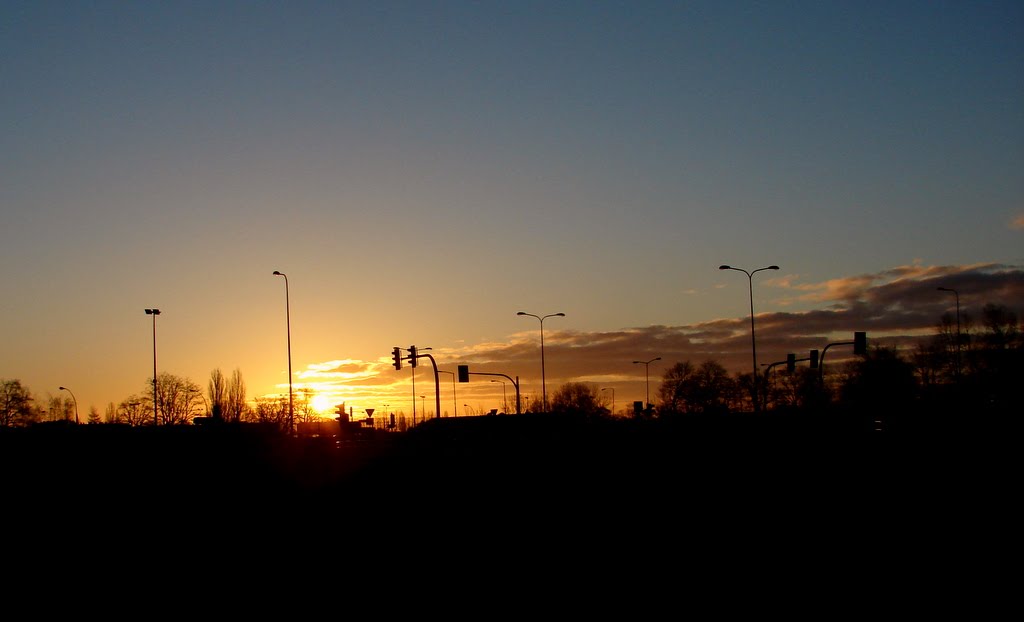 Gniezno  -  wschód   Słońca.