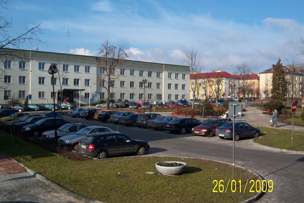 Skarżysko-Kam. Plac przed Urzędem Miasta