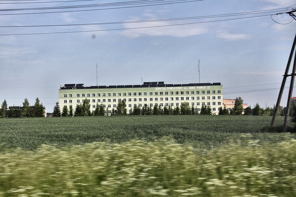 Szpital Powiatowy im. Jana Pawła II w Bartoszycach jest Samodzielnym Publicznym Zakładem Opieki Zdrowotnej, którego organem założycielskim jest samorząd Powiatu Bartoszyckiego. Realizując swoje zadania statutowe rozpoznajemy oraz zaspokajamy potrzeby zdro