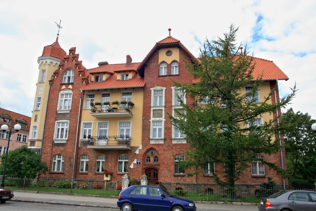 Giżycko (Lėcius) - Prussian houses in Pionierska street