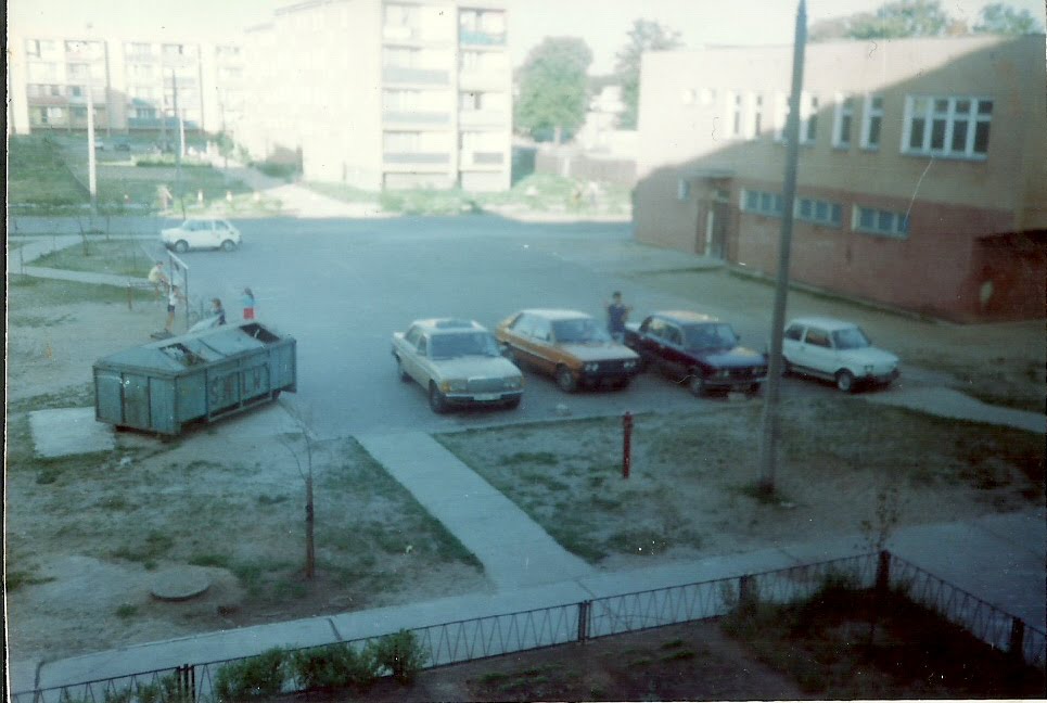 Plac na ul. Leśnej - 1996r