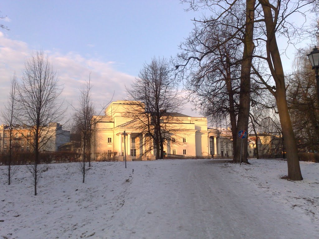KALISZ. Teatr im. Wojciecha Bogusławskiego- widok z PARKU MIEJSKIEGO.