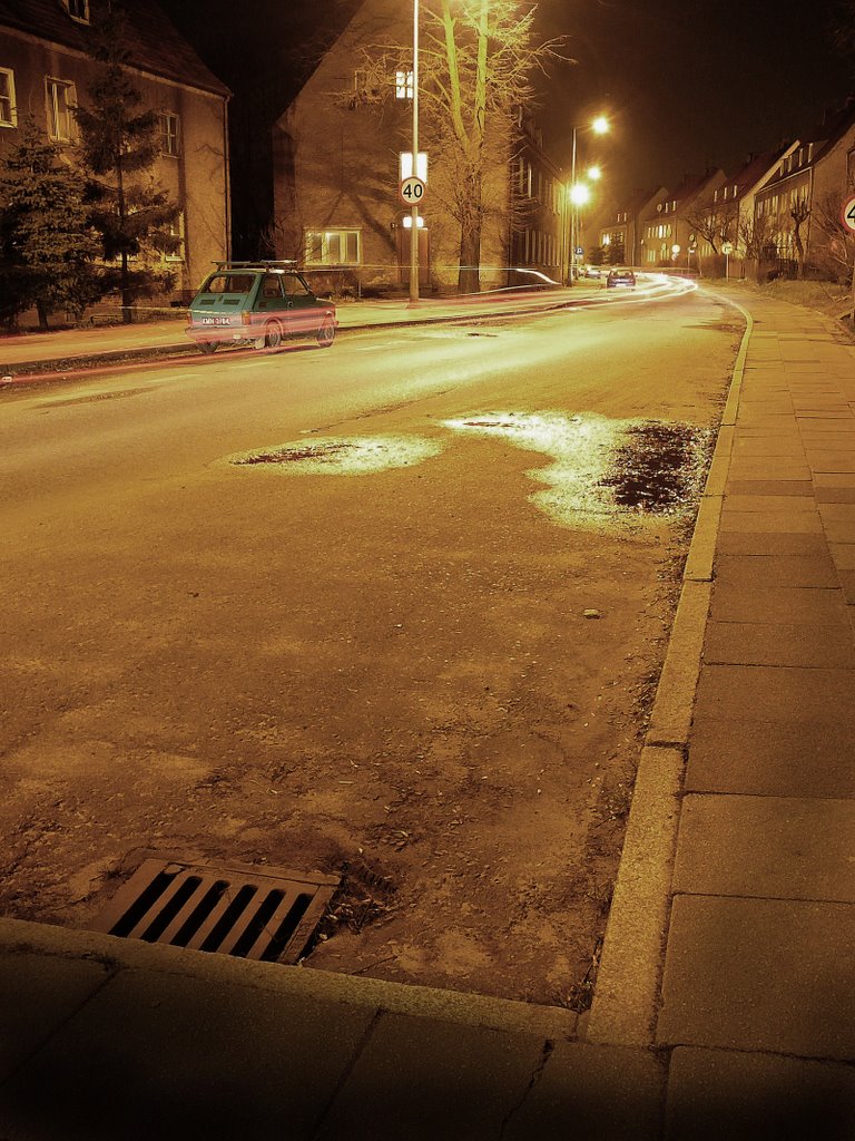 Koło w nocy - ul. Garncarska