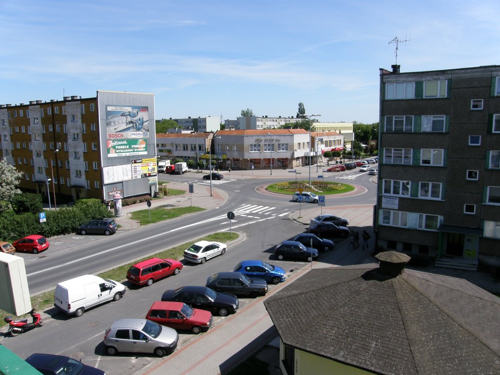 Rondo Włocławska, Powstańców Wlkp., Niezłomnych