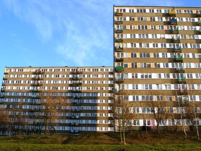 Ulica Wyszyńskiego wieżowce 11 & 13