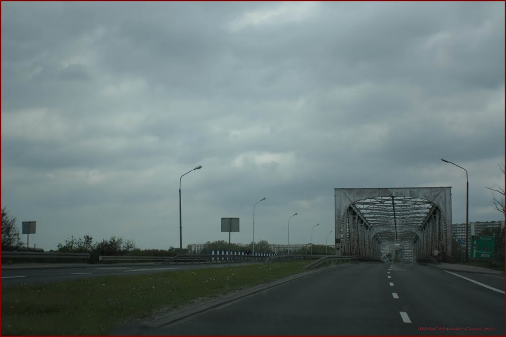 Konin - Widok na stary most.