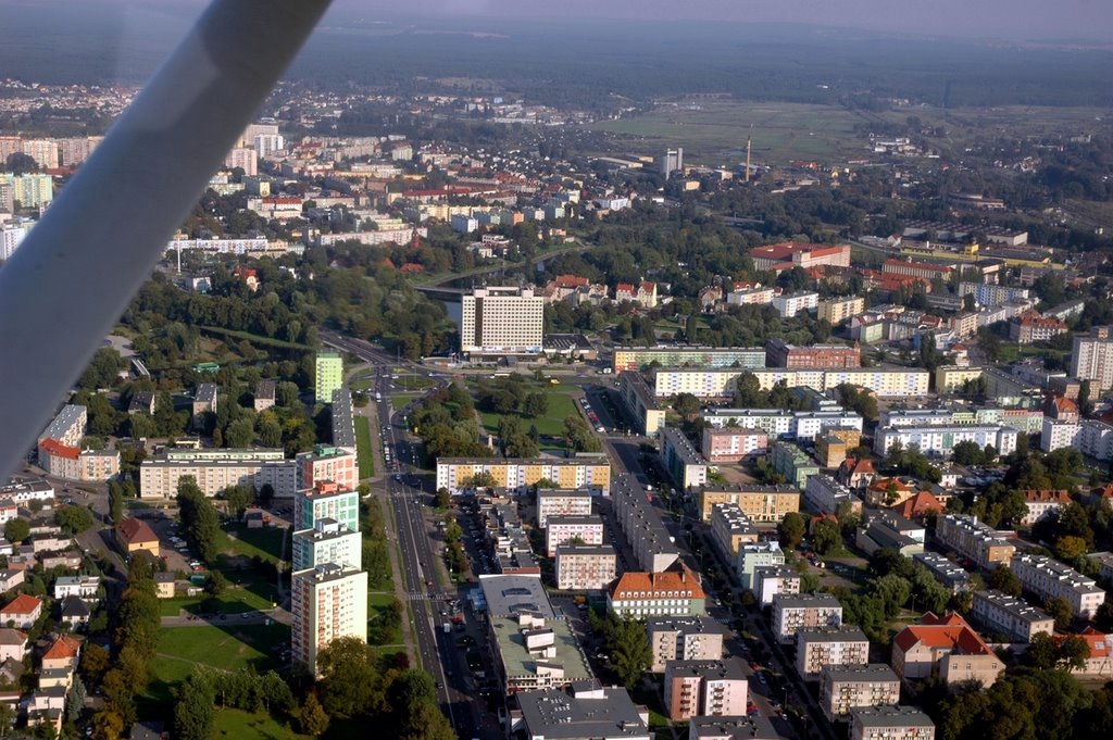 Piła, widok z lotu ptaka od strony zachodniej na centrum miasta