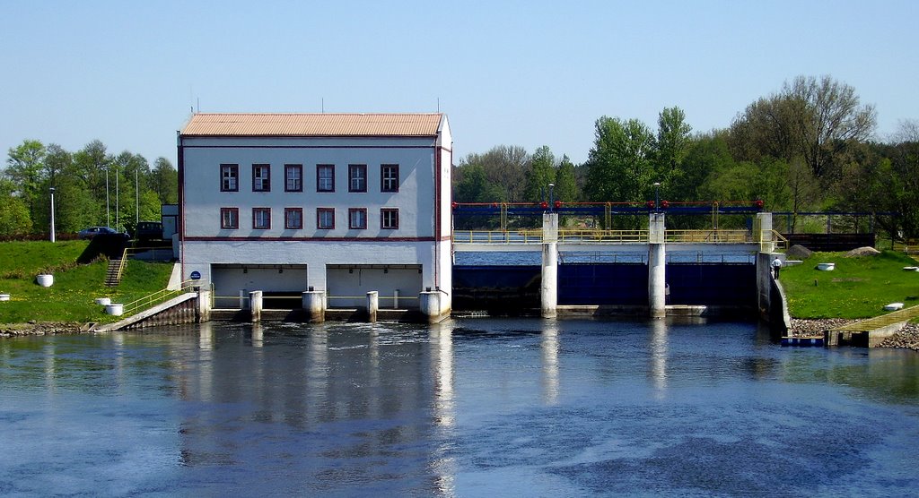 Elektrownia wodna na Gwdzie w Pile ( Zielona Dolina)
