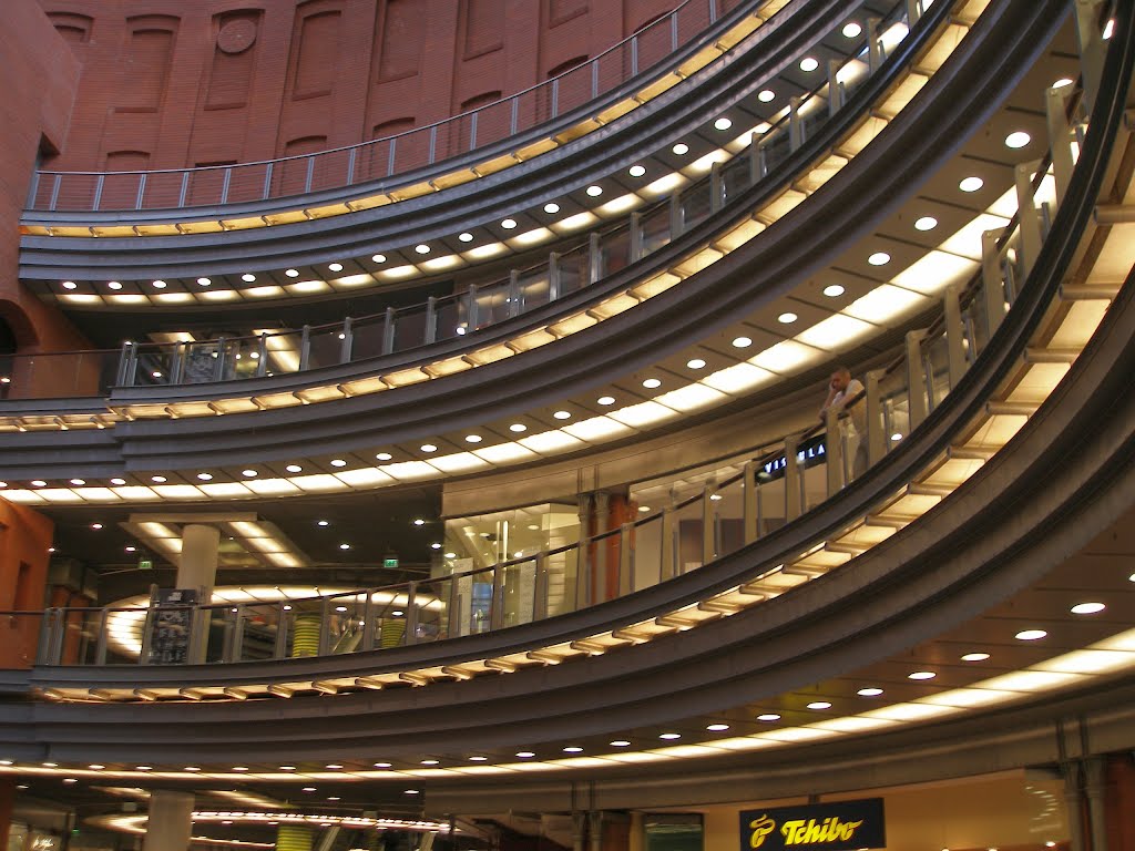 Wnętrze Centrum Handlowego Stary Browar