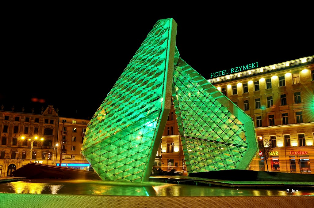 Poznan, Plac Wolnosci Square, magic fountain
