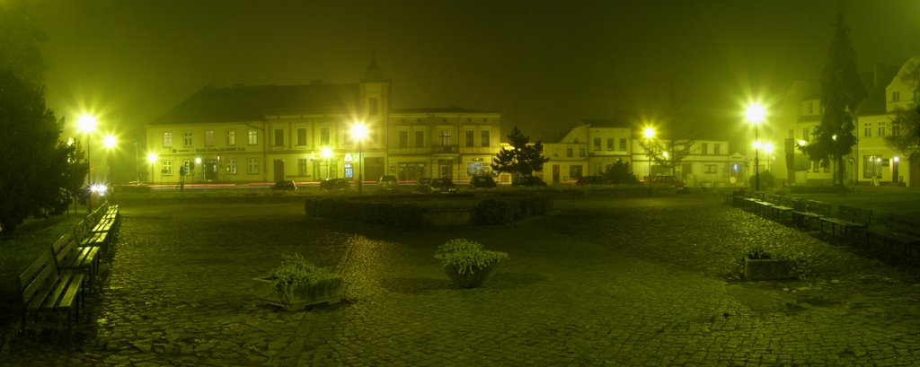 Kostrzyn nocą