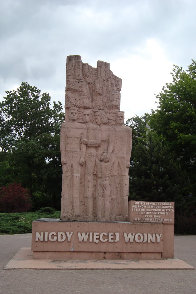 Denkmal in Turek "Nie wieder Krieg"