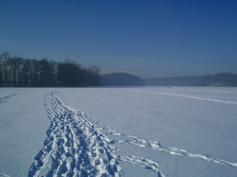 Frozen Lake Radun 04