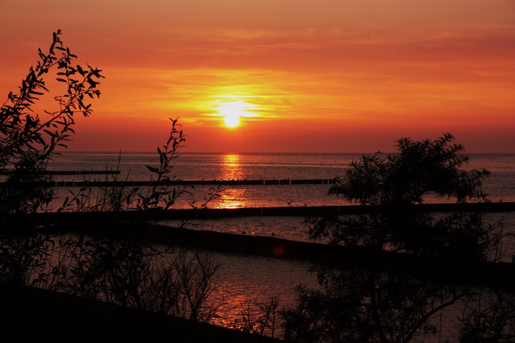 Kołobrzeg. Morze Bałtyckie.