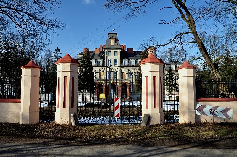 Pałac XVIII/XIX w. Malina Kutno /zk