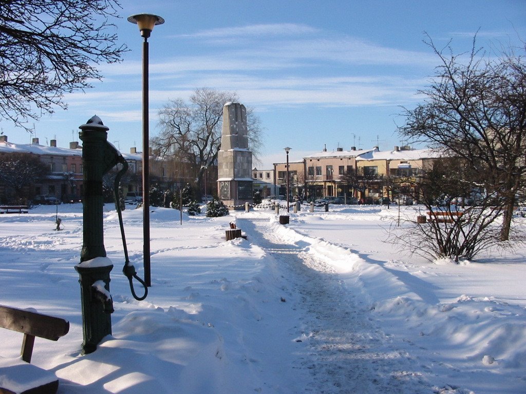 Plac 11 Listopada, Lask