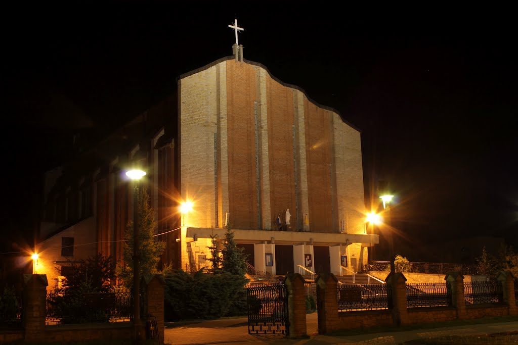 Parafia pw. Podwyższenia Krzyża Świętego - Opoczno