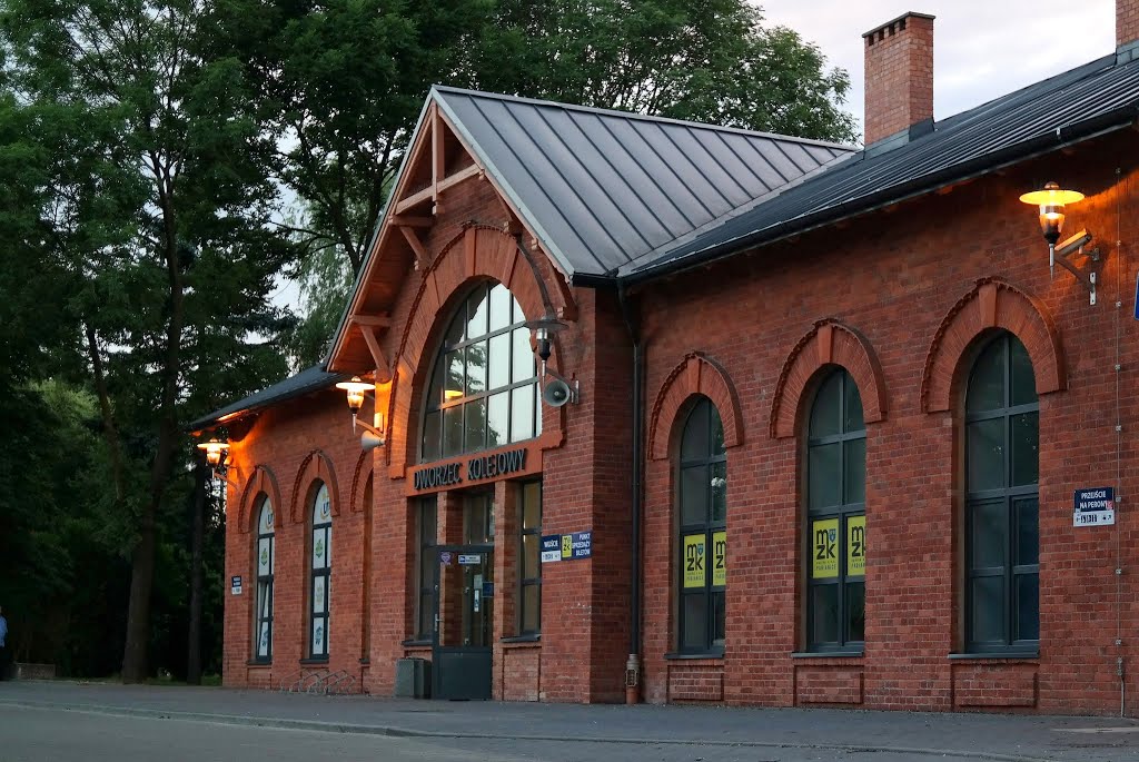 Railway station/Dworzec kolejowy w Pabianicach