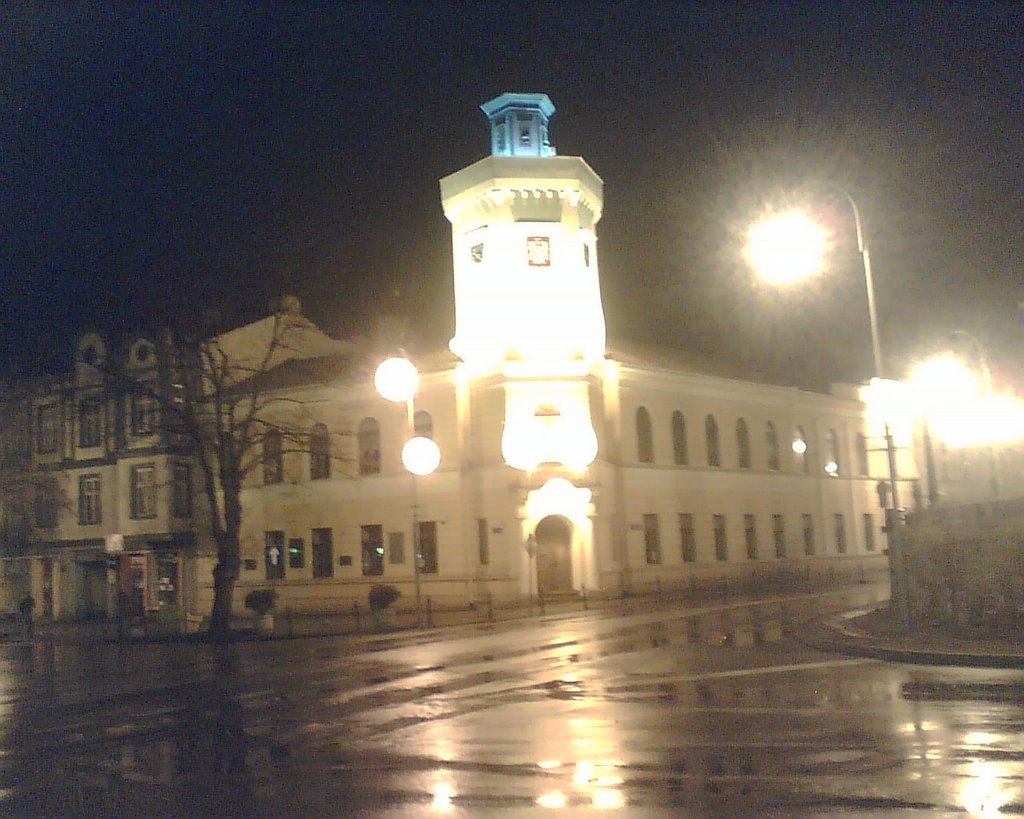 Ratusz Miejski i Muzeum w centrum Radomska