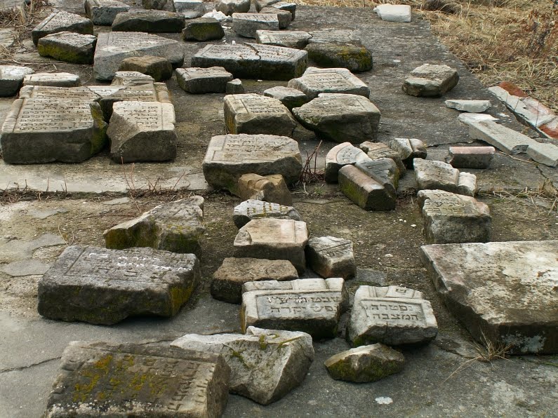 Kawałki macew