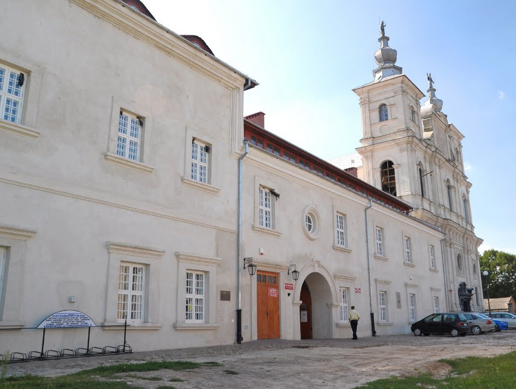 Kościół św. Franciszka Ksawerego i kolegium pojezuickie z XVII-XVIII w