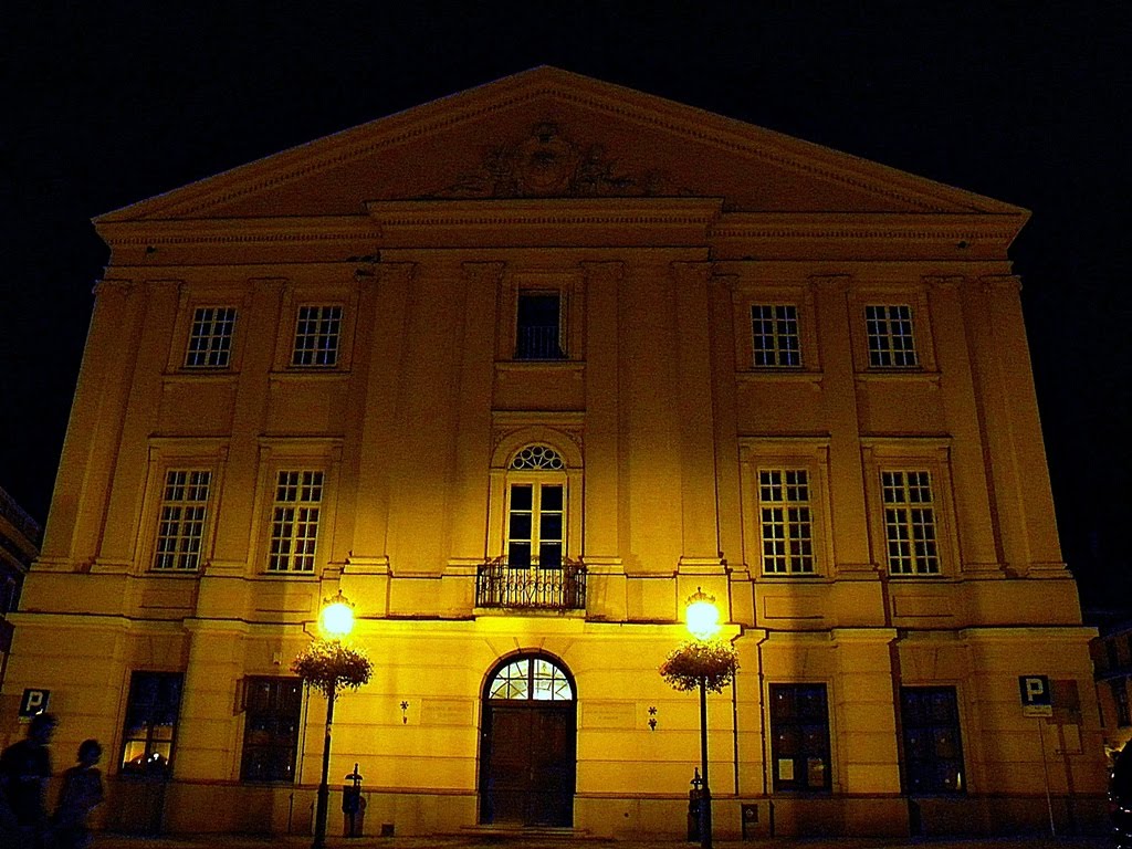 Lublin nocą (Poland), Stare Miasto, Trybunał Koronny (dzisiejszy Urząd Stanu Cywilnego)