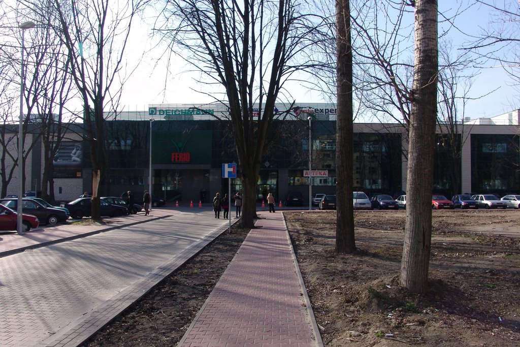 Galeria Zielona od strony Kauflandu