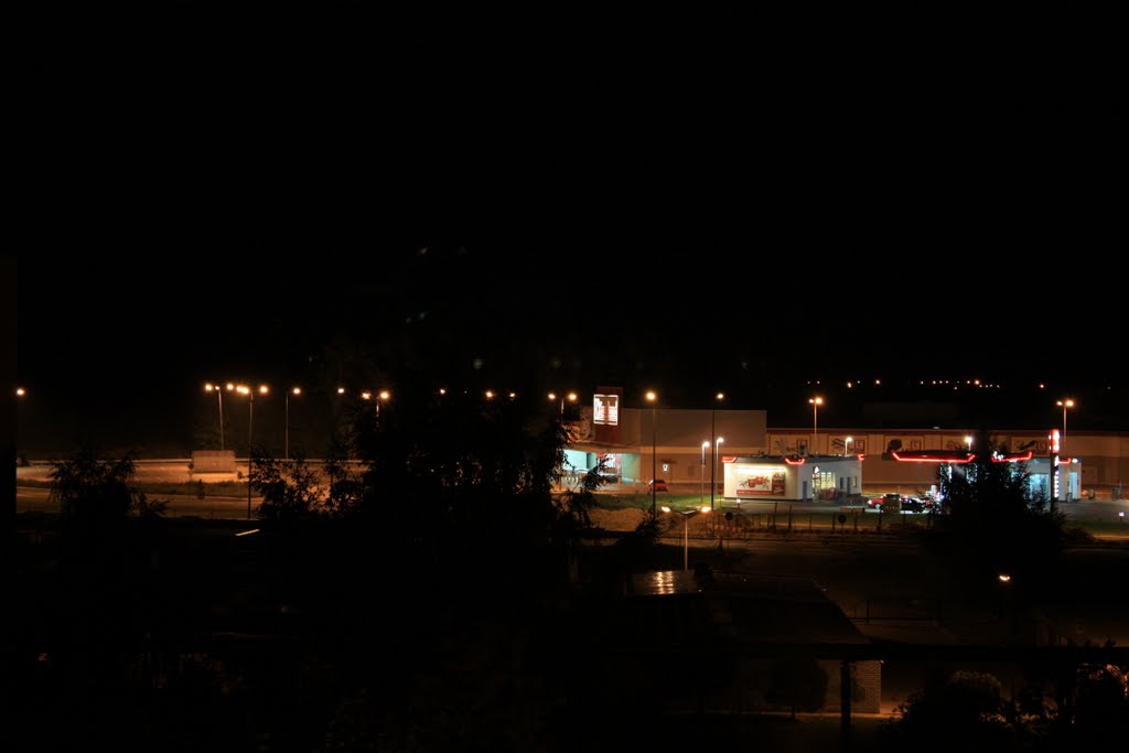 Kaufland nocą