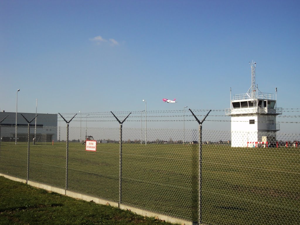 Airport -Lublin Departure A320 WIZZ AIR
