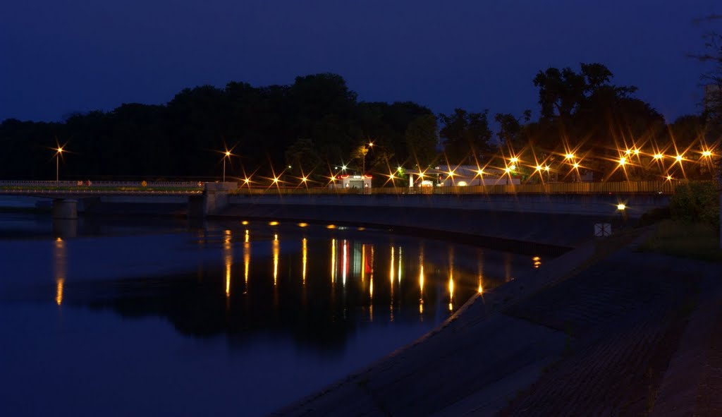 Kędzierzyn-Koźle - Odra river at night -Odra nocą